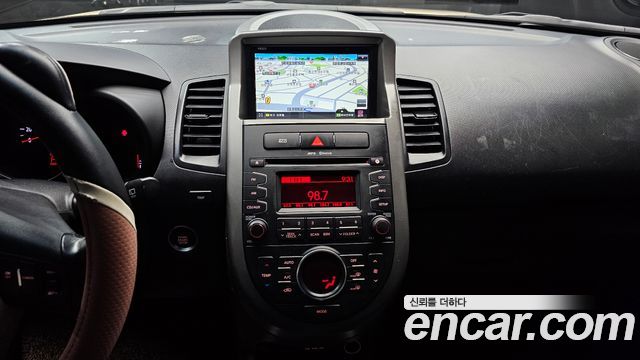 Kia Soul 1.6 GDI Luxury Standard 2013 — фото 14