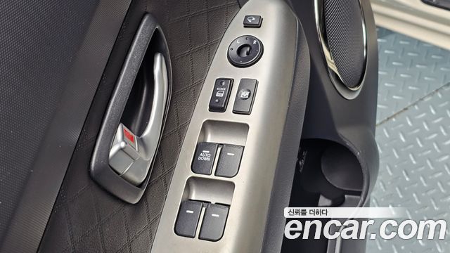 Kia Soul 1.6 GDI Luxury Standard 2013 — фото 17