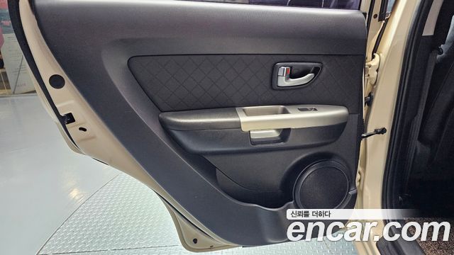 Kia Soul 1.6 GDI Luxury Standard 2013 — фото 25