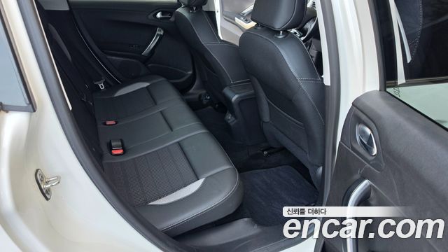 Peugeot 2008 1.6 BlueHDi Allure GC 2018 — фото 16