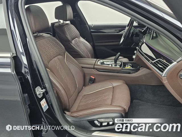 BMW 7 Series (G11) 740Li xDrive M Sport Package 2018 — фото 10