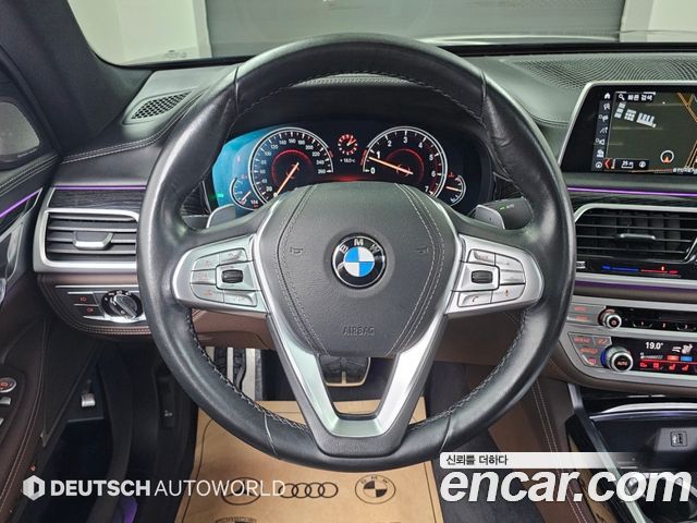BMW 7 Series (G11) 740Li xDrive M Sport Package 2018 — фото 17