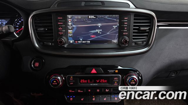 Kia Sorento Diesel 2.2 2WD Noblesse 2019 — фото 12