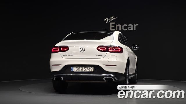 Mercedes-Benz GLC-Class (X253) GLC300e 4MATIC Coupe 2021 — фото 4