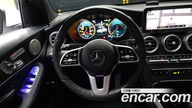 Mercedes-Benz GLC-Class (X253) GLC300e 4MATIC Coupe 2021 — фото 13