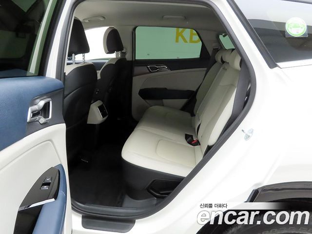 Kia Sportage Hybrid (V) Nobleless 2WD 2024 — фото 16