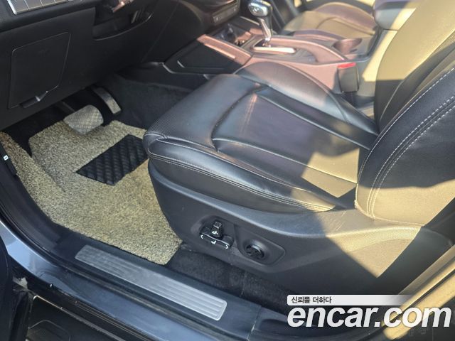 KG Mobility (SsangYong) Rexton Sports Khan Diesel 2.2 4WD Professional X (5-Link) 2019 — фото 15