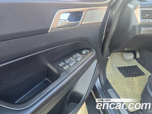 KG Mobility (SsangYong) Rexton Sports Khan Diesel 2.2 4WD Professional X (5-Link) 2019 — фото 21