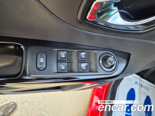 Renault Korea QM3 RE Signature 2015 — фото 16