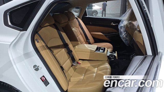 Kia K7 Premier Hybrid Noblesse 2020 — фото 11