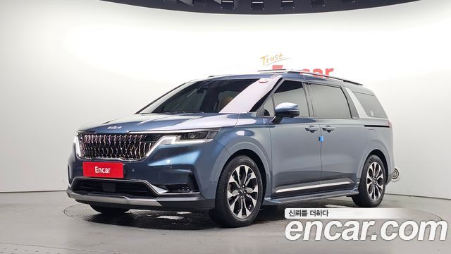 Kia Carnival (IV) Gasoline 7-Seater Signature 2023 — фото 1