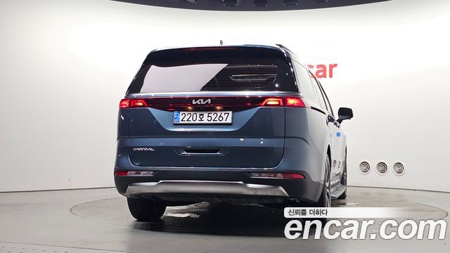 Kia Carnival (IV) Gasoline 7-Seater Signature 2023 — фото 4