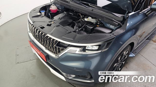Kia Carnival (IV) Gasoline 7-Seater Signature 2023 — фото 6