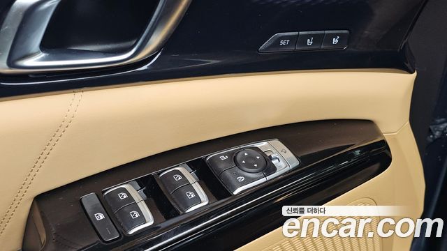 Kia Carnival (IV) Gasoline 7-Seater Signature 2023 — фото 13