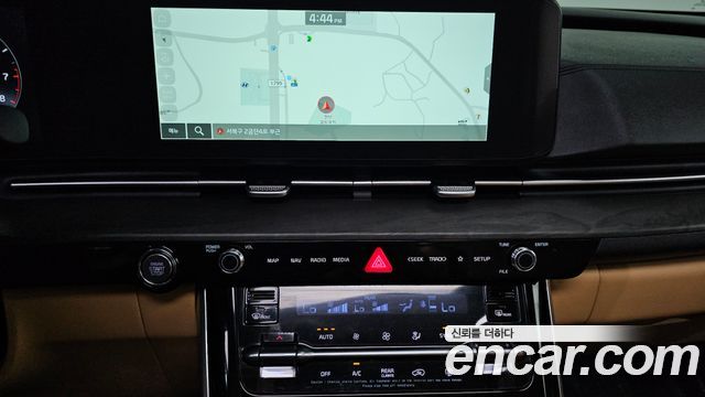 Kia Carnival (IV) Gasoline 7-Seater Signature 2023 — фото 19