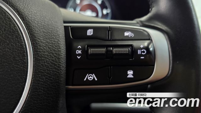 Kia Sportage (V) Diesel 2.0 2WD Signature 2024 — фото 15