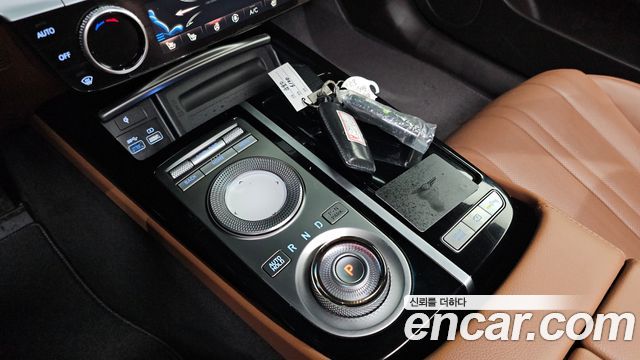 Genesis G80 (RG3) Gasoline 2.5 Turbo AWD 2022 — фото 9