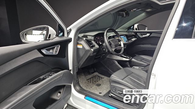Audi Q4 e-tron (F4) 40 2022 — фото 10