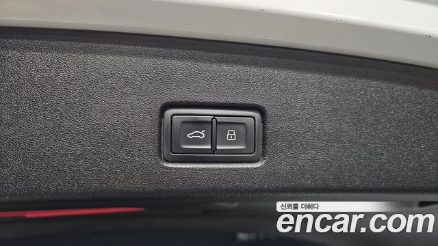 Audi Q4 e-tron (F4) 40 2022 — фото 36