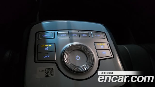 Genesis G80 (RG3) Gasoline 2.5 Turbo AWD 2022 — фото 12