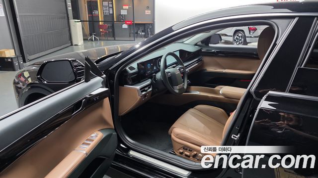 Hyundai Grandeur (GN7) 2,5 Gasoline 2WD Exclusive 2023 — фото 10