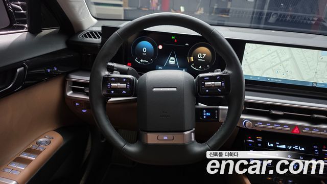 Hyundai Grandeur (GN7) 2,5 Gasoline 2WD Exclusive 2023 — фото 13