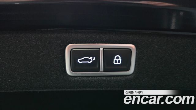 Hyundai Grandeur (GN7) 2,5 Gasoline 2WD Exclusive 2023 — фото 19