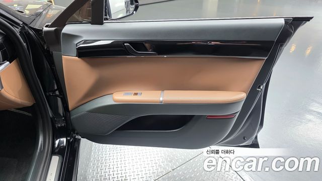 Hyundai Grandeur (GN7) 2,5 Gasoline 2WD Exclusive 2023 — фото 25
