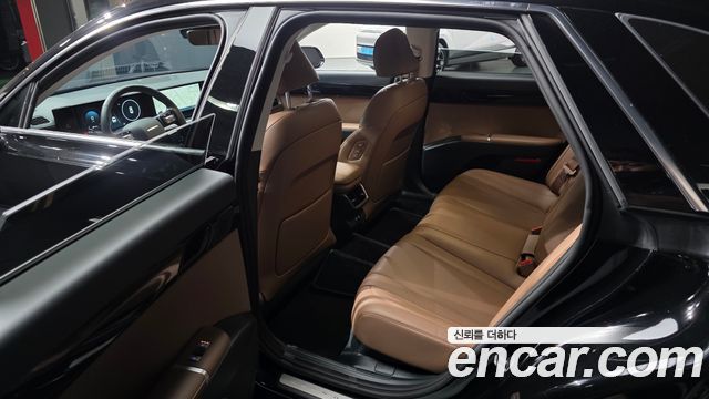 Hyundai Grandeur (GN7) 2,5 Gasoline 2WD Exclusive 2023 — фото 27