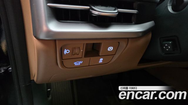 Hyundai Grandeur (GN7) 2,5 Gasoline 2WD Exclusive 2023 — фото 29