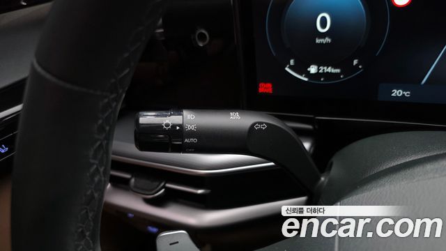Hyundai Grandeur (GN7) 2,5 Gasoline 2WD Exclusive 2023 — фото 36