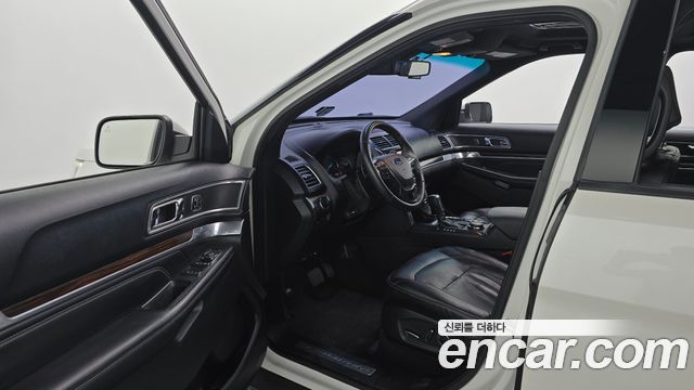 Ford Explorer 2.3 Limited 4WD 5th 2016 — фото 10