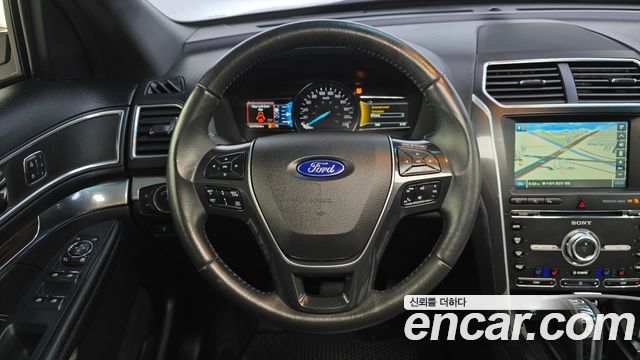 Ford Explorer 2.3 Limited 4WD 5th 2016 — фото 15