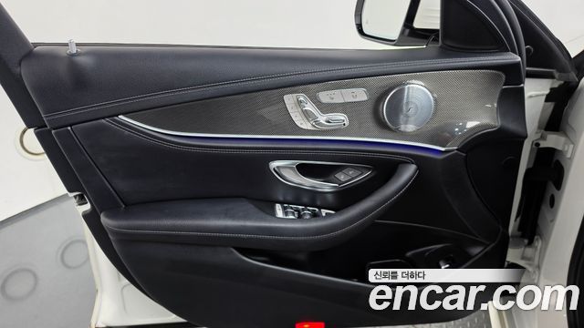 Mercedes-Benz E-Class (W213) E350 4MATIC AMG Line 2019 — фото 24
