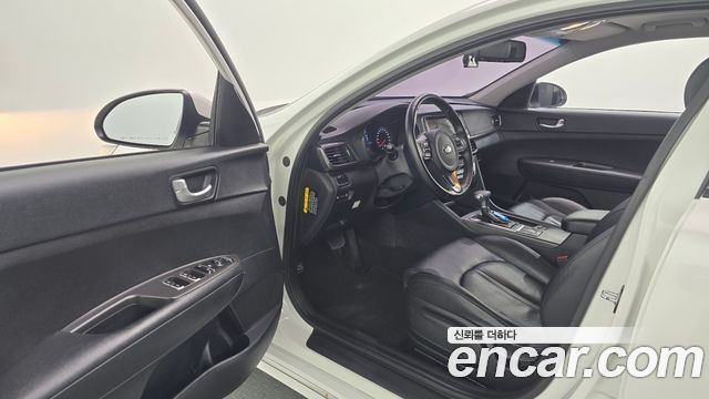 Kia K5 (II) 1.7 Diesel MX Prestige 2018 — фото 10