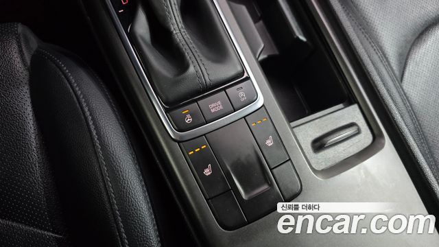 Kia K5 (II) 1.7 Diesel MX Prestige 2018 — фото 19