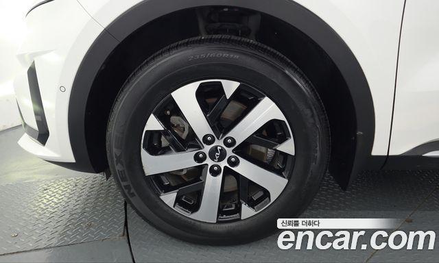 Kia Sorento (IV) Gasoline 2.5T 2WD Signature 2023 — фото 5