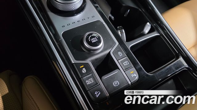 Kia Sorento (IV) Gasoline 2.5T 2WD Signature 2023 — фото 9