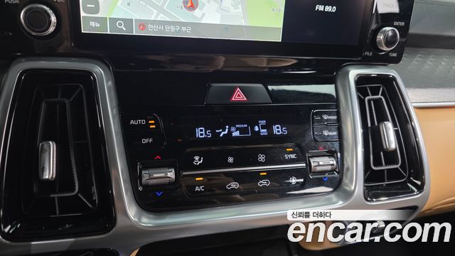 Kia Sorento (IV) Gasoline 2.5T 2WD Signature 2023 — фото 32