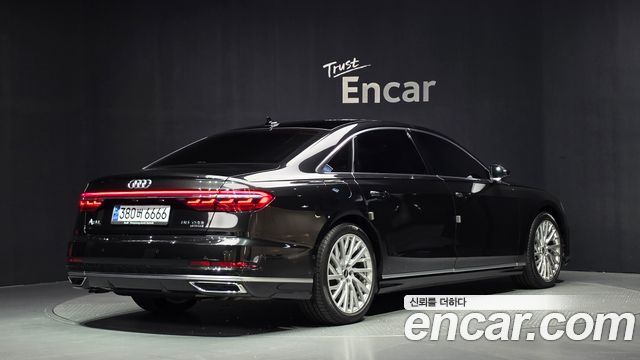Audi A8 (D5) 55 TFSI Quattro LWB 2021 — фото 2