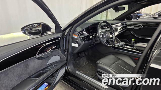 Audi A8 (D5) 55 TFSI Quattro LWB 2021 — фото 10