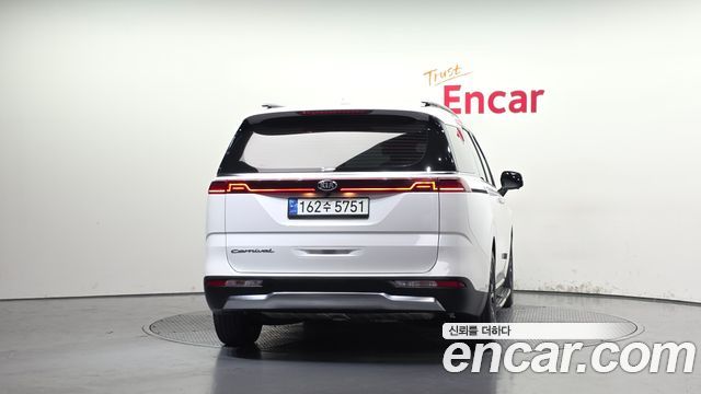 Kia Carnival (IV) Diesel 9-Seater Signature 2021 — фото 4
