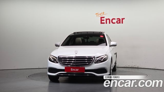 Mercedes-Benz E-Class (W213) E300 4MATIC Exclusive 2017 — фото 3