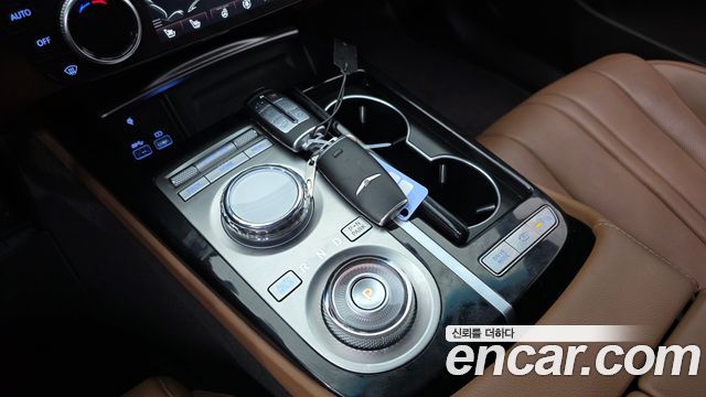 Genesis G80 (RG3) Gasoline 2.5 Turbo AWD 2024 — фото 9