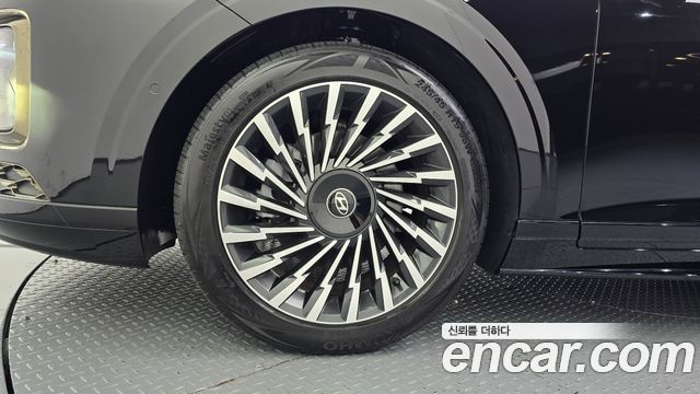 Hyundai Grandeur (GN7) 2,5 Gasoline 2WD Calligraphy 2023 — фото 5