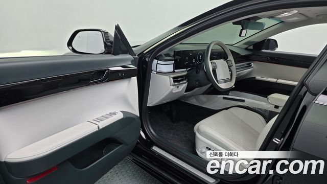 Hyundai Grandeur (GN7) 2,5 Gasoline 2WD Calligraphy 2023 — фото 10