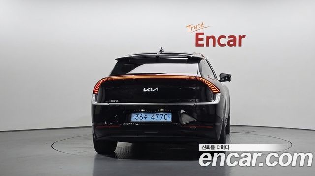 Kia EV6 Long Range Earth 2023 — фото 4