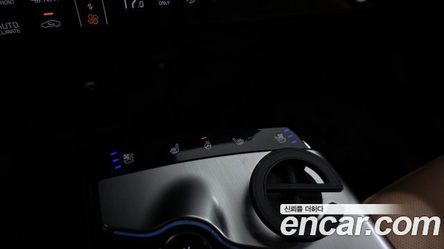 Kia EV6 Long Range Earth 2023 — фото 31