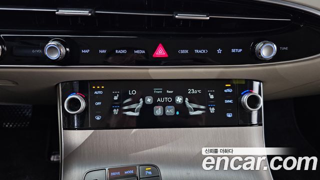 Genesis GV70 2.5T Gasoline 2WD 2025 — фото 17