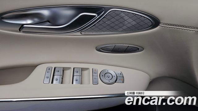 Genesis GV70 2.5T Gasoline 2WD 2025 — фото 20